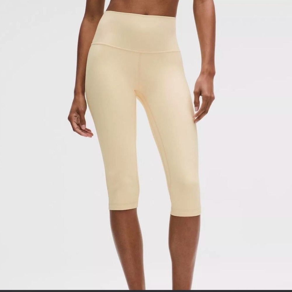 lululemon High-Waist Capris Butter Cream Yellow size 4